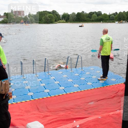 16.06.2024 - 7 Türme Triathlon MichiJ http://msf.ph/oto/6267019 16.06.2024 11:52:49 Schwimmen 139, 315, 347, 432, 441, 462, 489, 559, 614 meine-sportfotos.de