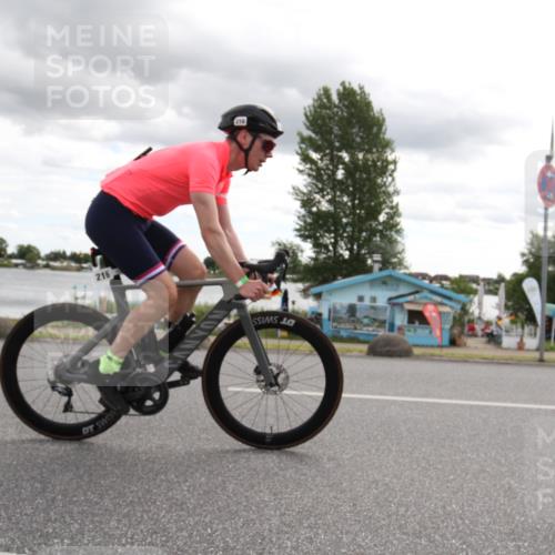 16.06.2024 - 26. Vierlanden-Triathlon Jannik Wohlers http://msf.ph/oto/6267020 16.06.2024 10:29:40 Radfahren 4, 33, 78, 152, 216 meine-sportfotos.de