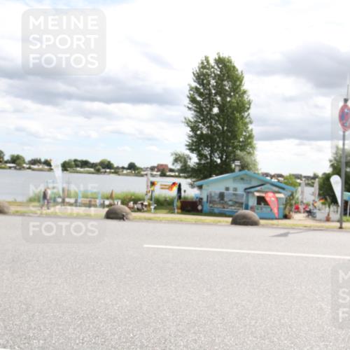 16.06.2024 - 26. Vierlanden-Triathlon Jannik Wohlers http://msf.ph/oto/6267040 16.06.2024 10:33:07 Radfahren 121, 143, 174, 216 meine-sportfotos.de