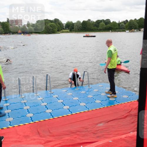 16.06.2024 - 7 Türme Triathlon MichiJ http://msf.ph/oto/6267042 16.06.2024 11:52:54 Schwimmen 139, 315, 347, 397, 432, 441, 462, 489, 593, 614 meine-sportfotos.de
