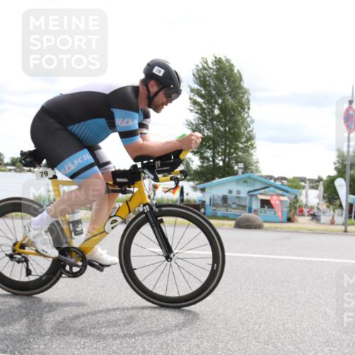 16.06.2024 - 26. Vierlanden-Triathlon Jannik Wohlers http://msf.ph/oto/6267047 16.06.2024 10:35:42 Radfahren 79, 121, 216 meine-sportfotos.de