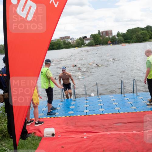 16.06.2024 - 7 Türme Triathlon MichiJ http://msf.ph/oto/6267059 16.06.2024 11:53:07 Schwimmen 315, 346, 347, 381, 397, 398, 441, 462, 472, 489, 520, 539, 572, 593, 614 meine-sportfotos.de