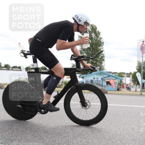 16.06.2024 - 26. Vierlanden-Triathlon Jannik Wohlers http://msf.ph/oto/6267062 16.06.2024 10:37:40 Radfahren 76, 204 meine-sportfotos.de
