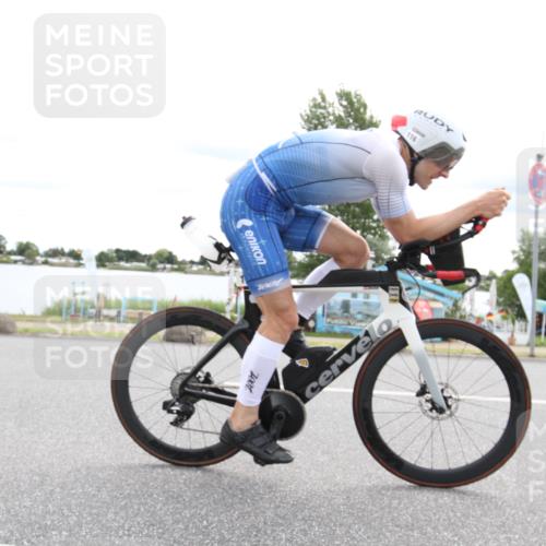 16.06.2024 - 26. Vierlanden-Triathlon Jannik Wohlers http://msf.ph/oto/6267067 16.06.2024 10:38:08 Radfahren 68, 116, 190, 208, 225 meine-sportfotos.de