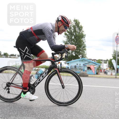 16.06.2024 - 26. Vierlanden-Triathlon Jannik Wohlers http://msf.ph/oto/6267083 16.06.2024 10:38:23 Radfahren 27, 67, 94 meine-sportfotos.de