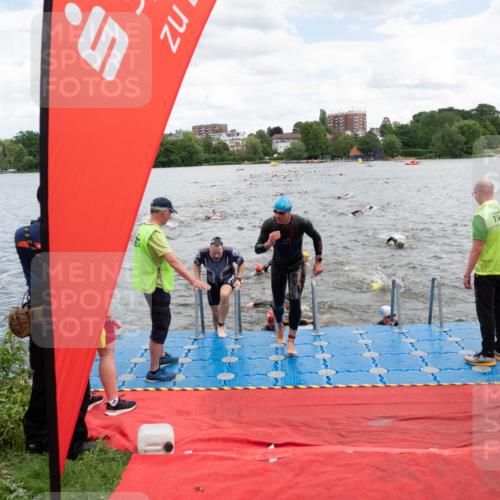 16.06.2024 - 7 Türme Triathlon MichiJ http://msf.ph/oto/6267120 16.06.2024 11:53:19 Schwimmen 315, 325, 346, 381, 397, 398, 441, 450, 456, 462, 472, 489, 520, 539, 572, 593, 614, 620 meine-sportfotos.de
