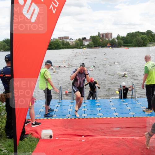 16.06.2024 - 7 Türme Triathlon MichiJ http://msf.ph/oto/6267134 16.06.2024 11:53:21 Schwimmen 315, 325, 346, 381, 397, 398, 441, 445, 450, 456, 472, 489, 520, 539, 572, 593, 614, 620 meine-sportfotos.de
