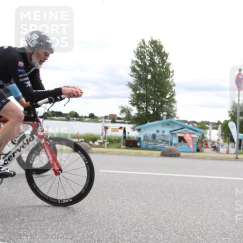16.06.2024 - 26. Vierlanden-Triathlon Jannik Wohlers http://msf.ph/oto/6267157 16.06.2024 10:43:34 Radfahren 18, 31, 99, 132, 210, 225 meine-sportfotos.de