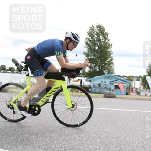 16.06.2024 - 26. Vierlanden-Triathlon Jannik Wohlers http://msf.ph/oto/6267169 16.06.2024 10:44:02 Radfahren 5, 14, 41, 102 meine-sportfotos.de