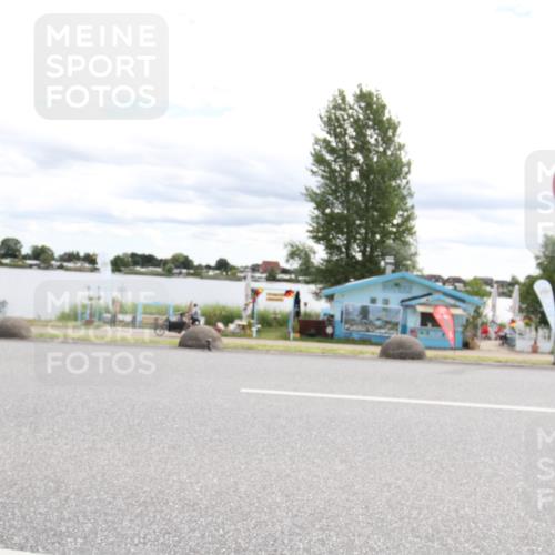 16.06.2024 - 26. Vierlanden-Triathlon Jannik Wohlers http://msf.ph/oto/6267177 16.06.2024 10:44:29 Radfahren 49 meine-sportfotos.de