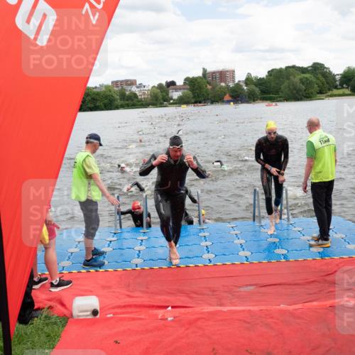 16.06.2024 - 7 Türme Triathlon MichiJ http://msf.ph/oto/6267185 16.06.2024 11:53:28 Schwimmen 309, 325, 346, 381, 397, 398, 441, 445, 450, 456, 472, 489, 520, 539, 572, 584, 593, 614, 620 meine-sportfotos.de