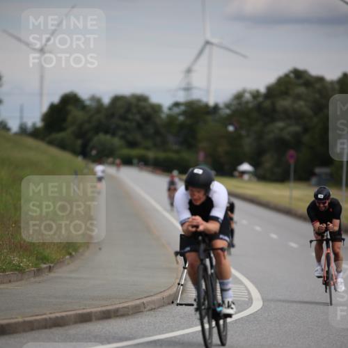 16.06.2024 - 26. Vierlanden-Triathlon Jannik Wohlers http://msf.ph/oto/6267190 16.06.2024 10:38:08 Radfahren 68, 116, 190, 208, 225 meine-sportfotos.de