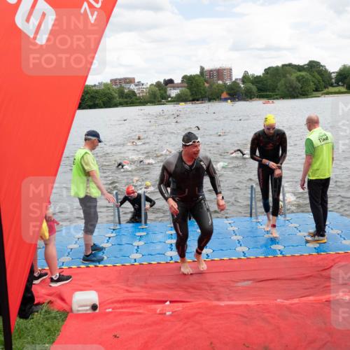 16.06.2024 - 7 Türme Triathlon MichiJ http://msf.ph/oto/6267191 16.06.2024 11:53:28 Schwimmen 309, 325, 346, 381, 397, 398, 441, 445, 450, 456, 472, 489, 520, 539, 572, 584, 593, 614, 620 meine-sportfotos.de