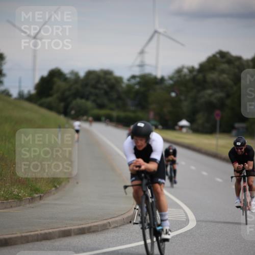 16.06.2024 - 26. Vierlanden-Triathlon Jannik Wohlers http://msf.ph/oto/6267194 16.06.2024 10:38:08 Radfahren 68, 116, 190, 208, 225 meine-sportfotos.de