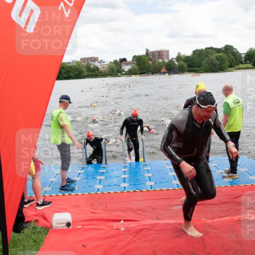16.06.2024 - 7 Türme Triathlon MichiJ http://msf.ph/oto/6267196 16.06.2024 11:53:29 Schwimmen 309, 325, 346, 381, 397, 398, 441, 445, 450, 456, 472, 489, 520, 539, 572, 584, 593, 614, 620 meine-sportfotos.de