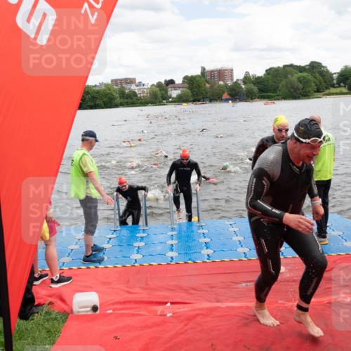 16.06.2024 - 7 Türme Triathlon MichiJ http://msf.ph/oto/6267198 16.06.2024 11:53:29 Schwimmen 309, 325, 346, 381, 397, 398, 441, 445, 450, 456, 472, 489, 520, 539, 572, 584, 593, 614, 620 meine-sportfotos.de