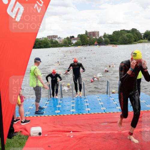 16.06.2024 - 7 Türme Triathlon MichiJ http://msf.ph/oto/6267202 16.06.2024 11:53:30 Schwimmen 309, 325, 346, 381, 397, 398, 441, 445, 450, 456, 472, 489, 520, 539, 572, 584, 593, 620 meine-sportfotos.de