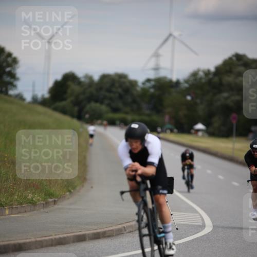 16.06.2024 - 26. Vierlanden-Triathlon Jannik Wohlers http://msf.ph/oto/6267203 16.06.2024 10:38:08 Radfahren 68, 116, 190, 208, 225 meine-sportfotos.de