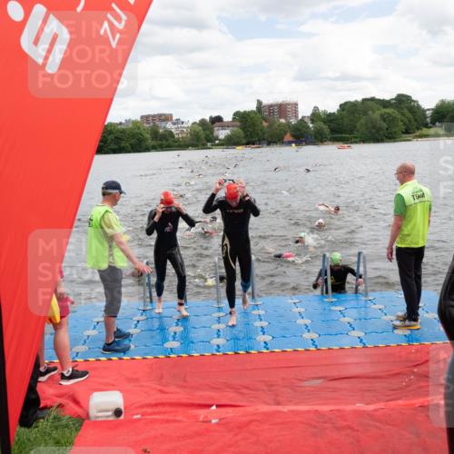 16.06.2024 - 7 Türme Triathlon MichiJ http://msf.ph/oto/6267209 16.06.2024 11:53:31 Schwimmen 309, 325, 346, 381, 397, 398, 441, 445, 450, 456, 472, 489, 520, 539, 572, 584, 593, 620 meine-sportfotos.de