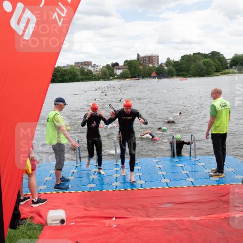 16.06.2024 - 7 Türme Triathlon MichiJ http://msf.ph/oto/6267214 16.06.2024 11:53:31 Schwimmen 309, 325, 346, 381, 397, 398, 441, 445, 450, 456, 472, 489, 520, 539, 572, 584, 593, 620 meine-sportfotos.de