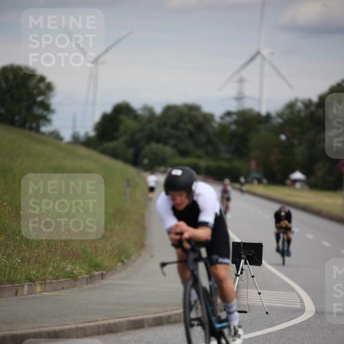 16.06.2024 - 26. Vierlanden-Triathlon Jannik Wohlers http://msf.ph/oto/6267222 16.06.2024 10:38:08 Radfahren 68, 116, 190, 208, 225 meine-sportfotos.de