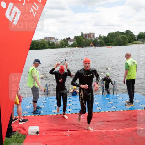 16.06.2024 - 7 Türme Triathlon MichiJ http://msf.ph/oto/6267223 16.06.2024 11:53:32 Schwimmen 309, 325, 346, 381, 397, 398, 441, 445, 450, 456, 472, 520, 539, 572, 584, 593, 620 meine-sportfotos.de