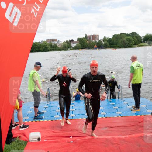 16.06.2024 - 7 Türme Triathlon MichiJ http://msf.ph/oto/6267225 16.06.2024 11:53:32 Schwimmen 309, 325, 346, 381, 397, 398, 441, 445, 450, 456, 472, 520, 539, 572, 584, 593, 620 meine-sportfotos.de