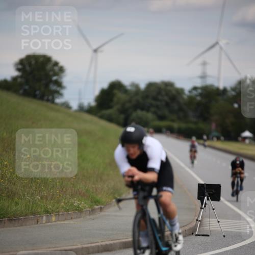 16.06.2024 - 26. Vierlanden-Triathlon Jannik Wohlers http://msf.ph/oto/6267229 16.06.2024 10:38:09 Radfahren 68, 116, 190, 208, 225 meine-sportfotos.de