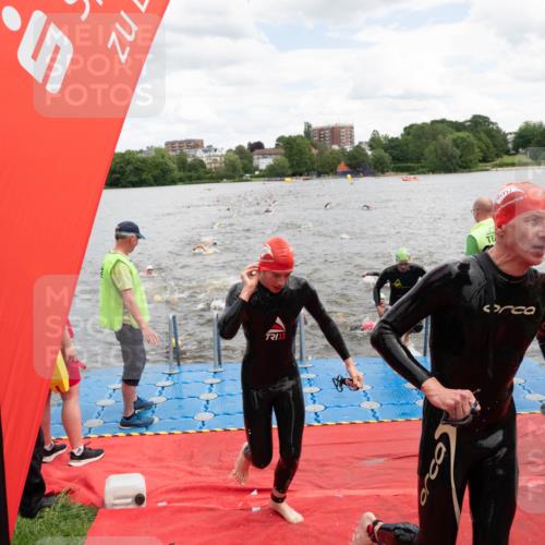 16.06.2024 - 7 Türme Triathlon MichiJ http://msf.ph/oto/6267231 16.06.2024 11:53:33 Schwimmen 309, 325, 346, 381, 397, 398, 441, 445, 450, 456, 472, 520, 539, 572, 584, 593, 620 meine-sportfotos.de