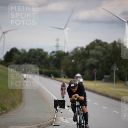16.06.2024 - 26. Vierlanden-Triathlon Jannik Wohlers http://msf.ph/oto/6267241 16.06.2024 10:38:13 Radfahren 5, 68, 116, 190 meine-sportfotos.de