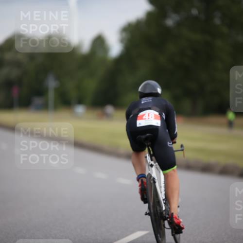 16.06.2024 - 26. Vierlanden-Triathlon Jannik Wohlers http://msf.ph/oto/6267284 16.06.2024 10:38:34 Radfahren 48 meine-sportfotos.de