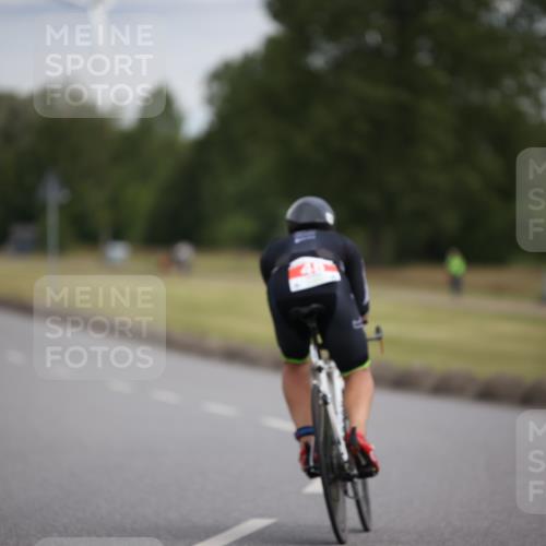 16.06.2024 - 26. Vierlanden-Triathlon Jannik Wohlers http://msf.ph/oto/6267286 16.06.2024 10:38:34 Radfahren 48 meine-sportfotos.de