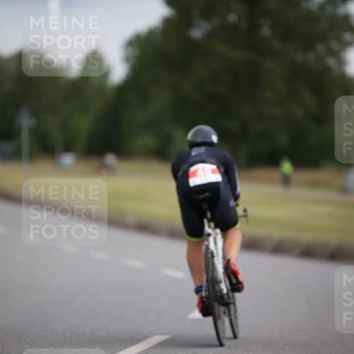 16.06.2024 - 26. Vierlanden-Triathlon Jannik Wohlers http://msf.ph/oto/6267287 16.06.2024 10:38:34 Radfahren 48 meine-sportfotos.de