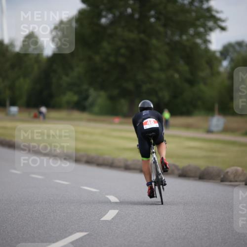 16.06.2024 - 26. Vierlanden-Triathlon Jannik Wohlers http://msf.ph/oto/6267293 16.06.2024 10:38:35 Radfahren 48 meine-sportfotos.de