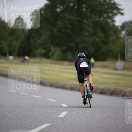 16.06.2024 - 26. Vierlanden-Triathlon Jannik Wohlers http://msf.ph/oto/6267295 16.06.2024 10:38:35 Radfahren 48 meine-sportfotos.de