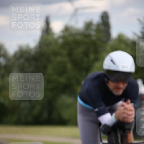 16.06.2024 - 26. Vierlanden-Triathlon Jannik Wohlers http://msf.ph/oto/6267308 16.06.2024 10:41:14 Radfahren 67, 71, 86, 217, 225 meine-sportfotos.de