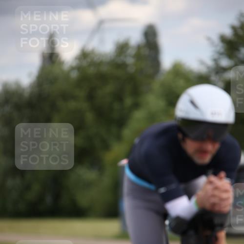 16.06.2024 - 26. Vierlanden-Triathlon Jannik Wohlers http://msf.ph/oto/6267310 16.06.2024 10:41:14 Radfahren 67, 71, 86, 217, 225 meine-sportfotos.de