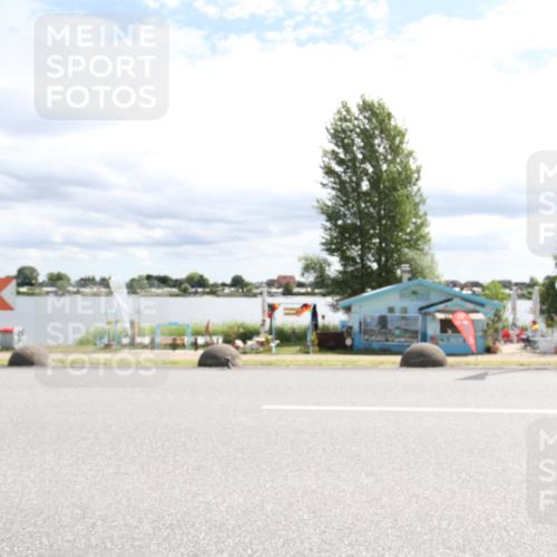 16.06.2024 - 26. Vierlanden-Triathlon Jannik Wohlers http://msf.ph/oto/6267326 16.06.2024 10:48:07 Radfahren 47, 166 meine-sportfotos.de