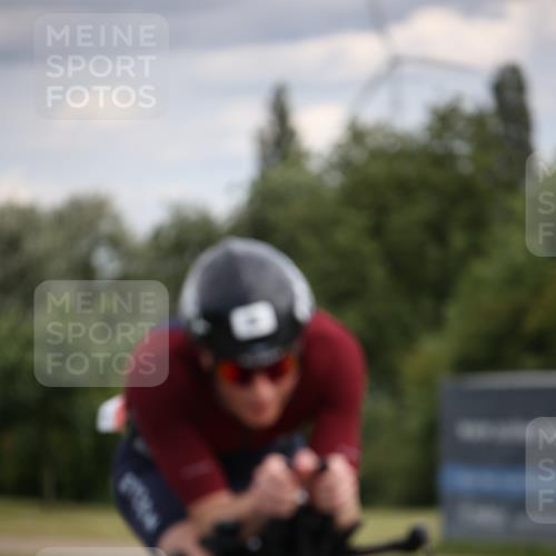16.06.2024 - 26. Vierlanden-Triathlon Jannik Wohlers http://msf.ph/oto/6267329 16.06.2024 10:41:16 Radfahren 71, 86, 217 meine-sportfotos.de