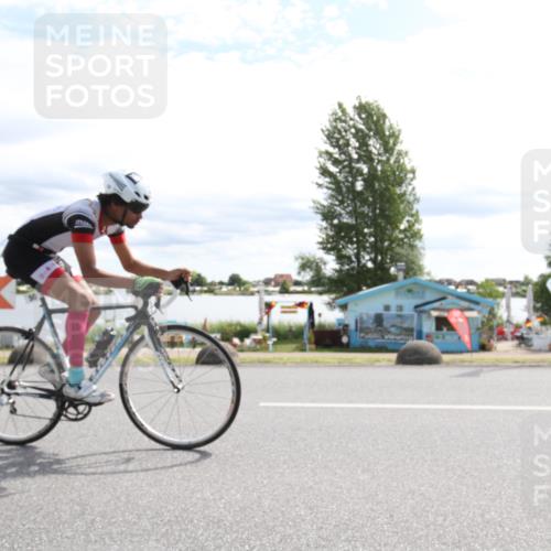 16.06.2024 - 26. Vierlanden-Triathlon Jannik Wohlers http://msf.ph/oto/6267330 16.06.2024 10:49:00 Radfahren 18, 31, 32, 50, 99, 211 meine-sportfotos.de
