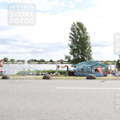16.06.2024 - 26. Vierlanden-Triathlon Jannik Wohlers http://msf.ph/oto/6267334 16.06.2024 10:49:13 Radfahren  meine-sportfotos.de