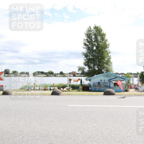 16.06.2024 - 26. Vierlanden-Triathlon Jannik Wohlers http://msf.ph/oto/6267342 16.06.2024 10:51:34 Radfahren 65 meine-sportfotos.de