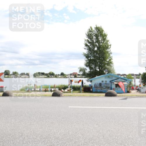 16.06.2024 - 26. Vierlanden-Triathlon Jannik Wohlers http://msf.ph/oto/6267344 16.06.2024 10:51:39 Radfahren 95 meine-sportfotos.de