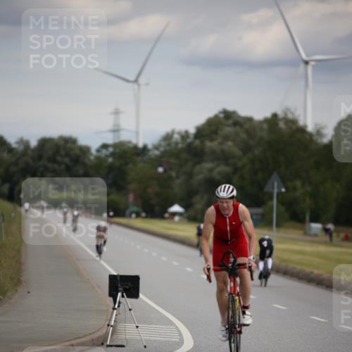 16.06.2024 - 26. Vierlanden-Triathlon Jannik Wohlers http://msf.ph/oto/6267349 16.06.2024 10:38:52 Radfahren 19, 62 meine-sportfotos.de