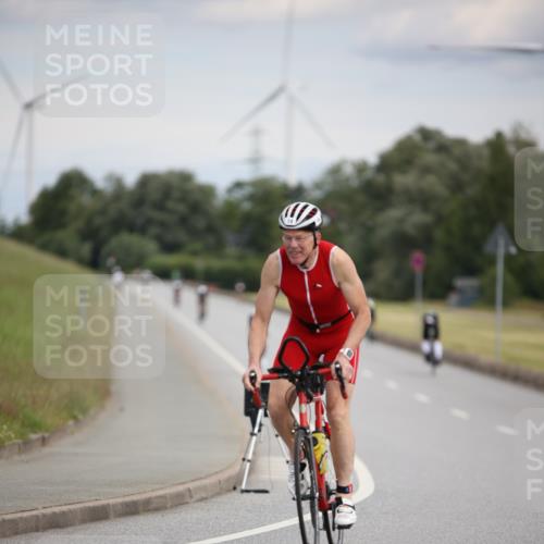 16.06.2024 - 26. Vierlanden-Triathlon Jannik Wohlers http://msf.ph/oto/6267358 16.06.2024 10:38:53 Radfahren 19, 62 meine-sportfotos.de