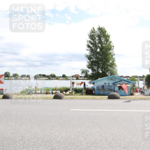 16.06.2024 - 26. Vierlanden-Triathlon Jannik Wohlers http://msf.ph/oto/6267366 16.06.2024 10:51:40 Radfahren 95 meine-sportfotos.de
