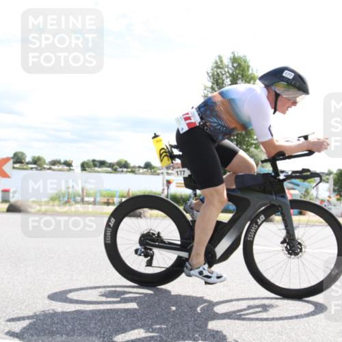 16.06.2024 - 26. Vierlanden-Triathlon Jannik Wohlers http://msf.ph/oto/6267393 16.06.2024 10:53:30 Radfahren 82, 177 meine-sportfotos.de