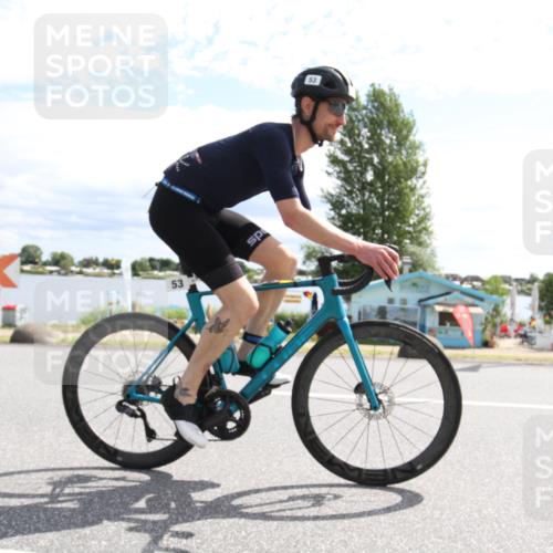 16.06.2024 - 26. Vierlanden-Triathlon Jannik Wohlers http://msf.ph/oto/6267397 16.06.2024 10:55:18 Radfahren 1, 8, 53 meine-sportfotos.de