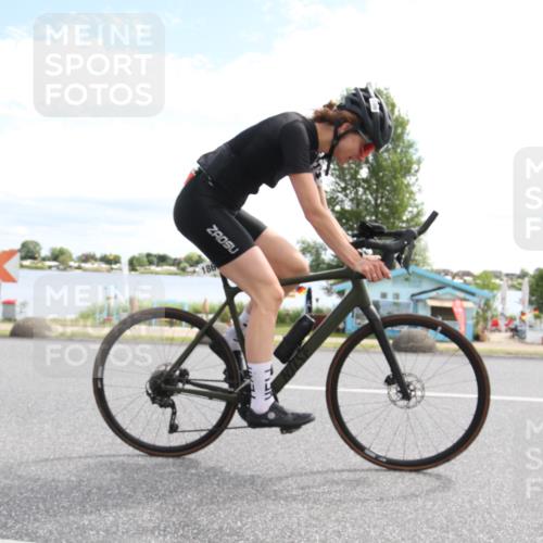 16.06.2024 - 26. Vierlanden-Triathlon Jannik Wohlers http://msf.ph/oto/6267405 16.06.2024 10:59:18 Radfahren 134, 147, 186 meine-sportfotos.de