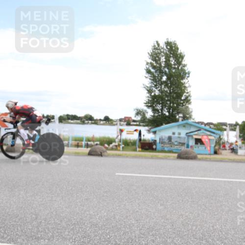 16.06.2024 - 26. Vierlanden-Triathlon Jannik Wohlers http://msf.ph/oto/6267425 16.06.2024 11:02:24 Radfahren 13, 61, 129, 133, 158, 272 meine-sportfotos.de